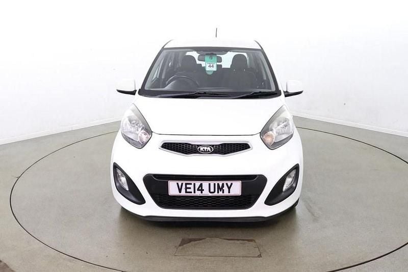Used Kia Picanto 68 HP (50 kW) 2014 White Hatchback