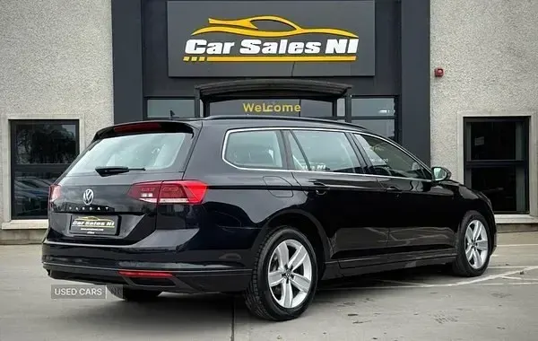 Begagnad VW Passat SE 150 HK (110 kW) 2020 Svart Kombi