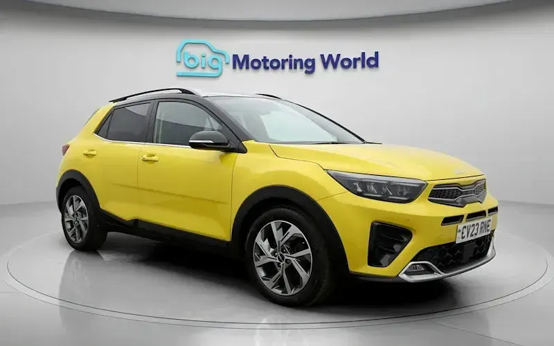 Used Kia Stonic GT-Line S 120 HP (88 kW) 2023 Yellow SUV