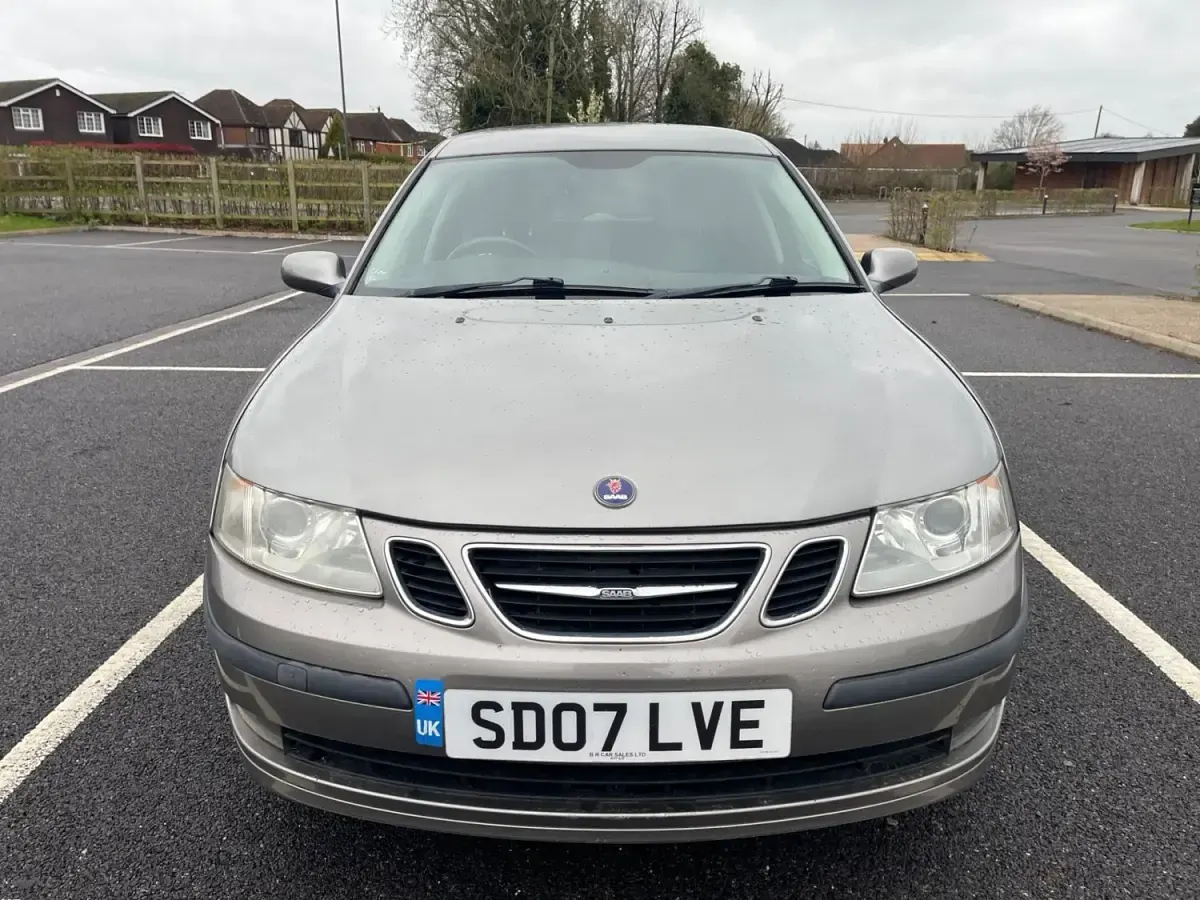 Begagnad Saab 9-3 Vector 2007 Grå Kombi