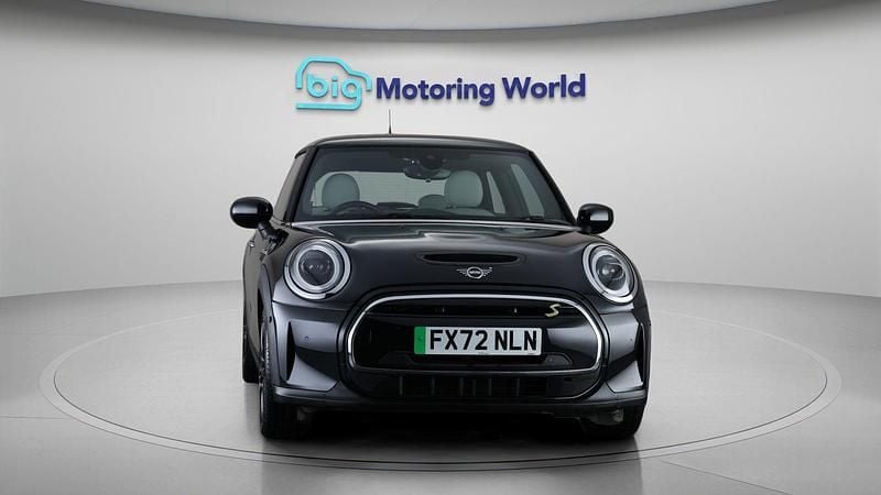 Used Mini Cooper SE Hatch 133 kW (181 HP) 2022 Hatchback