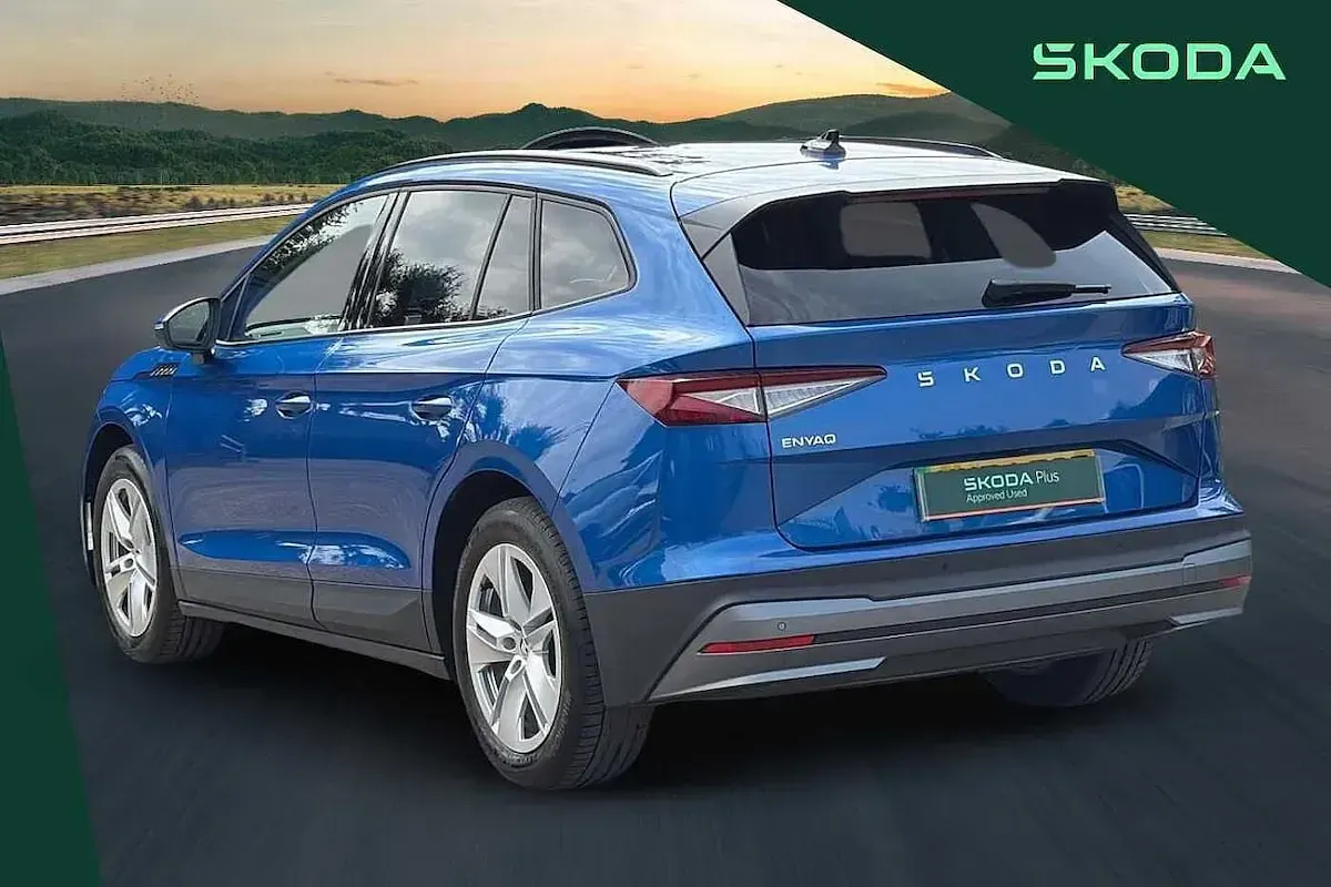 Used Skoda Enyaq iV 91 kW (125 HP) 2025 Race blue metallic SUV