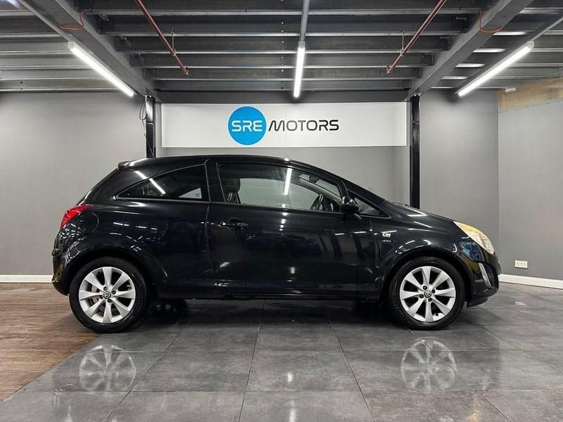 Used Vauxhall Corsa Active 85 HP (62 kW) 2012 Black Hatchback