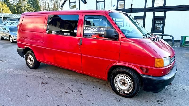 Used VW T6.1 2021 Red Van