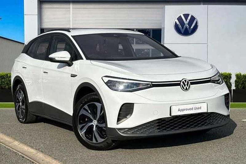 White Used 2021 VW ID.4 Pure SUV | £16,989 (Fair price) - Image 1/4