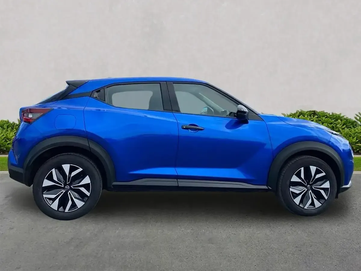 Used Nissan Juke Acenta Premium 114 HP (83 kW) 2025 Blue SUV