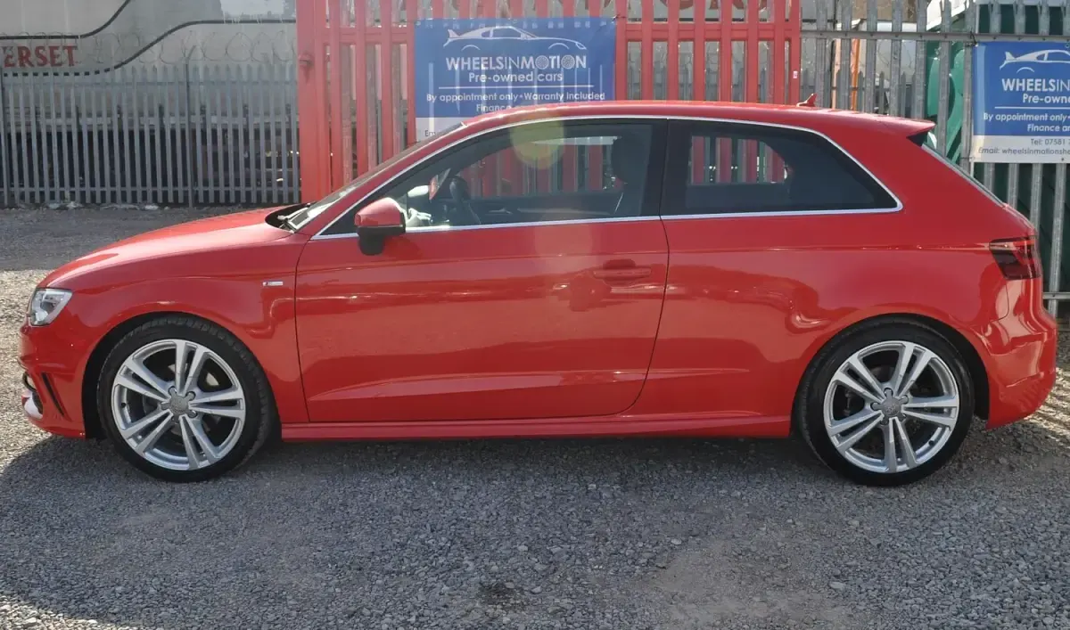 Used Audi A3 S-Line 150 HP (110 kW) 2013 Red Hatchback
