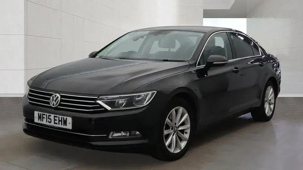 Used VW Passat Business 147 HP (108 kW) 2015 Black Sedan