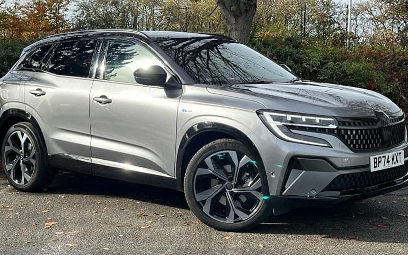 Twotone metallic shadow grey with diamond black roof Used 2024 Renault Austral Techno Esprit Alpine SUV | £24,666 (Fair price) - Image 1/4