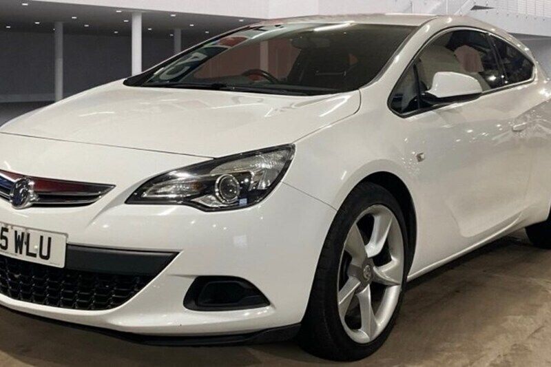 Used 2015 Vauxhall Astra GTC Sport Coupe | £4,995 (Fair price) - Image 1/1