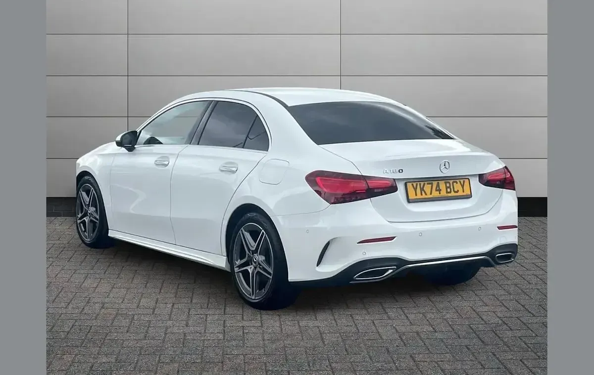 Used Mercedes A180 Executive 148 HP (108 kW) 2024 White Sedan