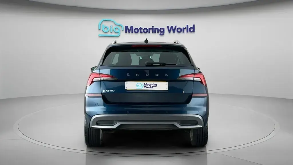 Used Skoda Kamiq SE L 110 HP (80 kW) 2021 Blue SUV