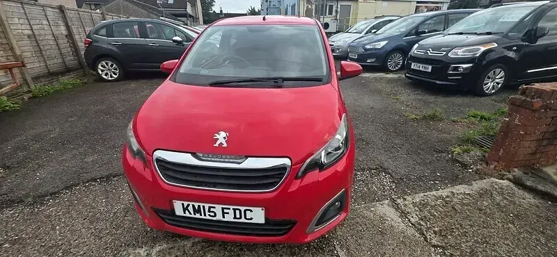 Used Peugeot 108 Allure 82 HP (60 kW) 2015 Red