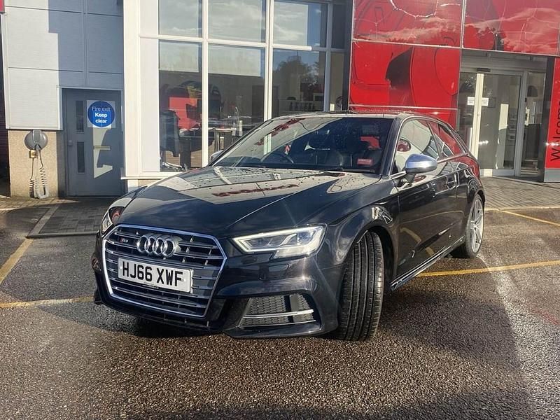 Used Audi A3 223 HP (164 kW) 2016 Black Hatchback