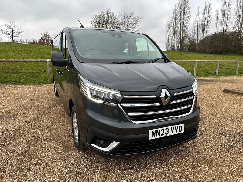 Used Renault Trafic 2023 Grey MPV