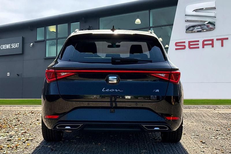New Seat Leon Black Edition 2025 Black Estate