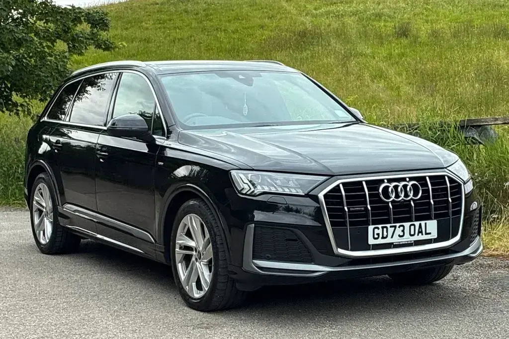 Used Audi Q7 S-Line 231 HP (169 kW) 2024 SUV