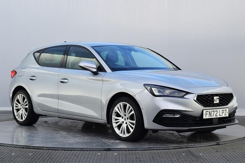 Silver Used 2022 Seat Leon SE Dynamic Hatchback | £12,999 (Fair price) - Image 1/4