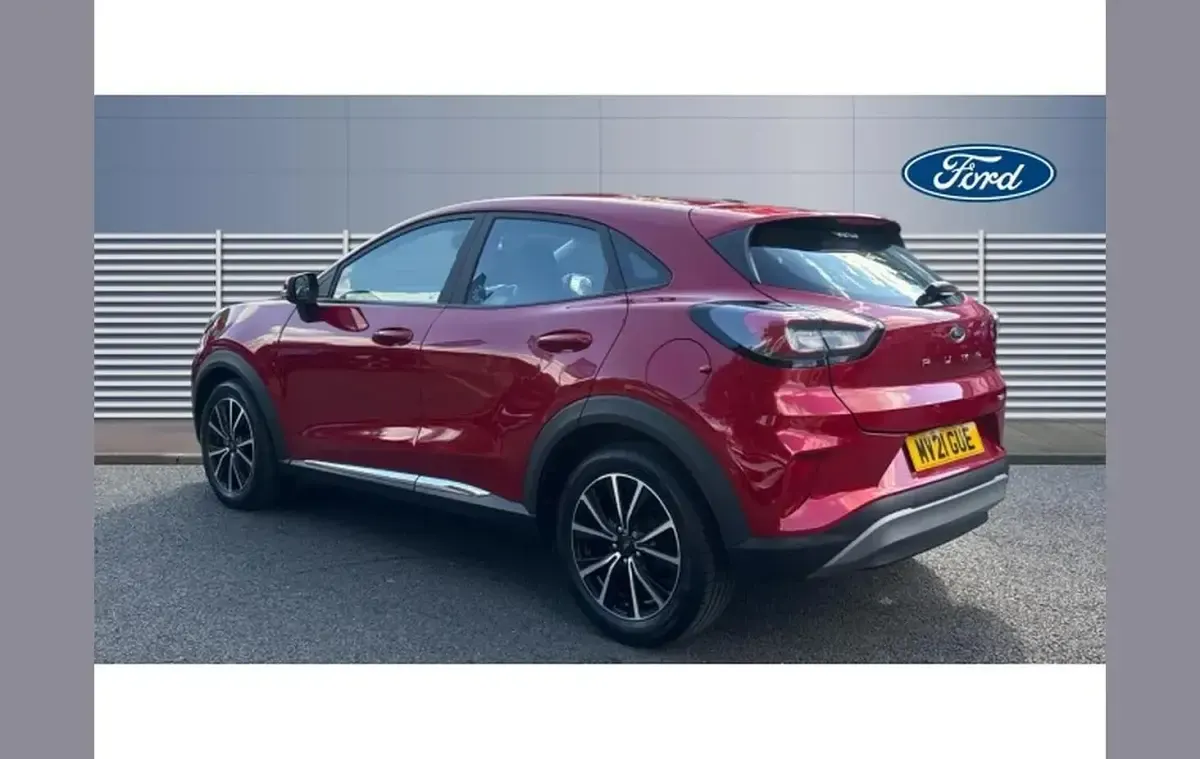 Used Ford Puma Titanium 125 HP (91 kW) 2021 Red SUV