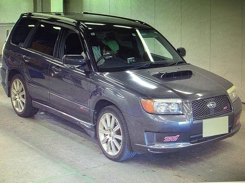 Used Subaru Forester 2005 Grey SUV