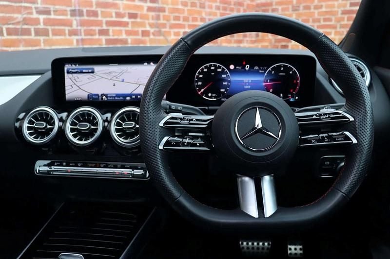 Used Mercedes GLA220 AMG line 190 HP (139 kW) 2024 Grey SUV