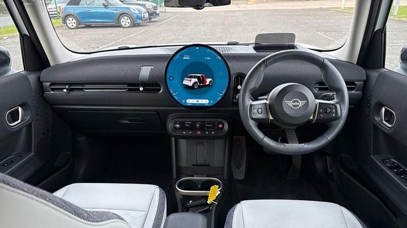 Used Mini Cooper S Hatch 201 HP (147 kW) 2024 White Hatchback