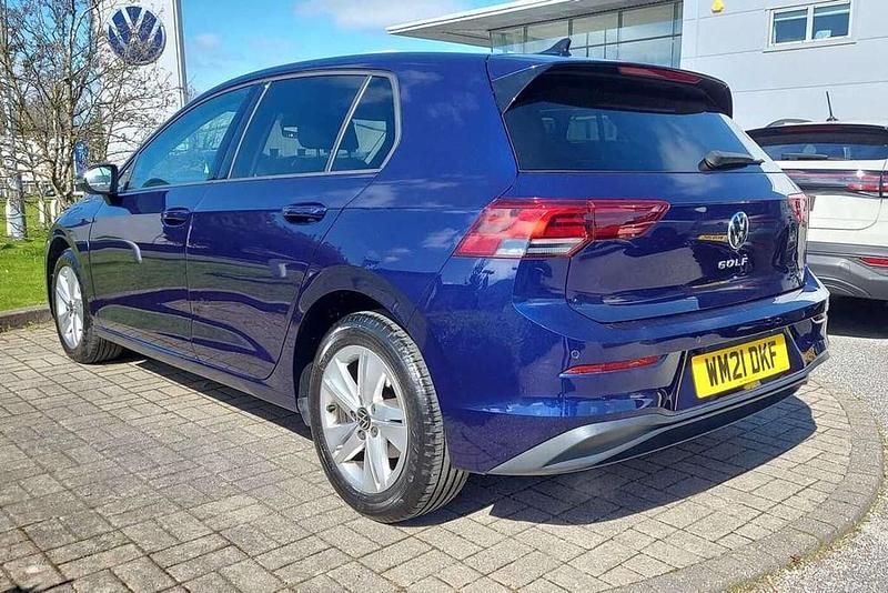 Used VW Golf VII Life 150 HP (110 kW) 2021 Blue Hatchback