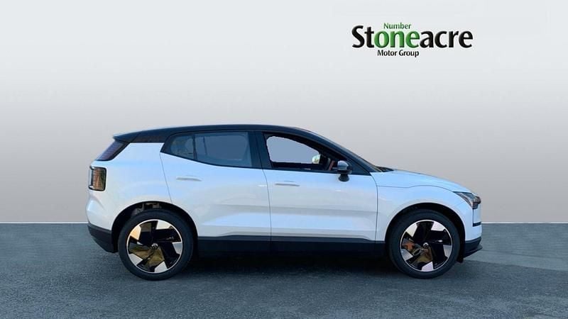 New Volvo EX30 Plus 200 kW (272 HP) 2026 White SUV