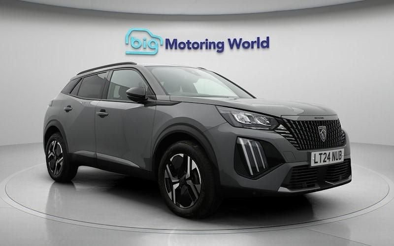 Begagnad Peugeot 2008 Allure 131 HK (96 kW) 2024 Grå SUV