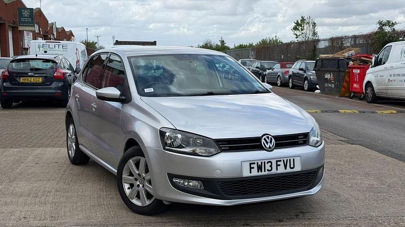 Usado VW Polo Edition 60 HP (44 kW) 2013 Prateado Citadino