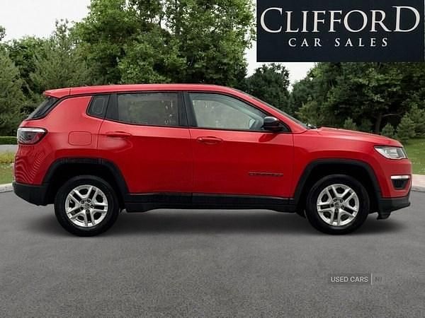 Used Jeep Compass Sport 120 HP (88 kW) 2019 Red SUV