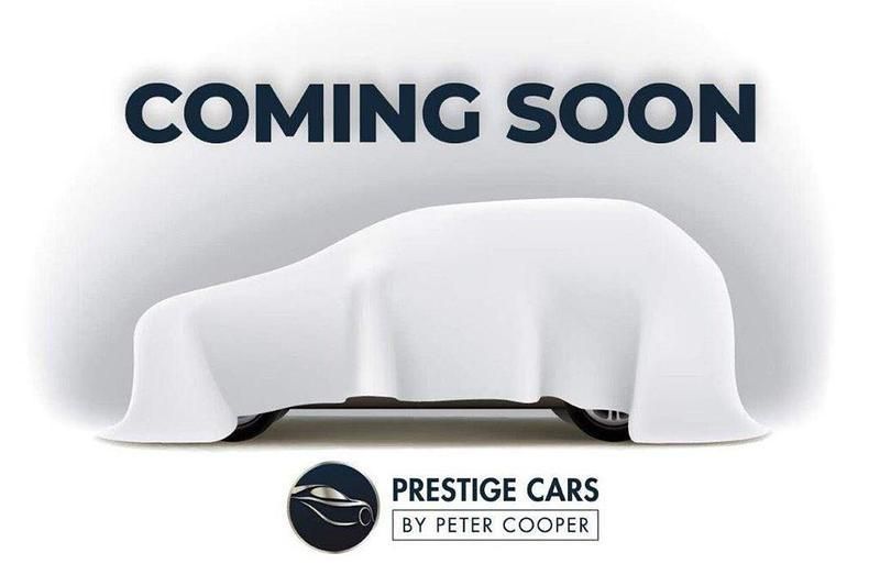 Green Used 2022 Fiat 500e La Prima Hatchback | £14,491 (Fair price) - Image 1/4