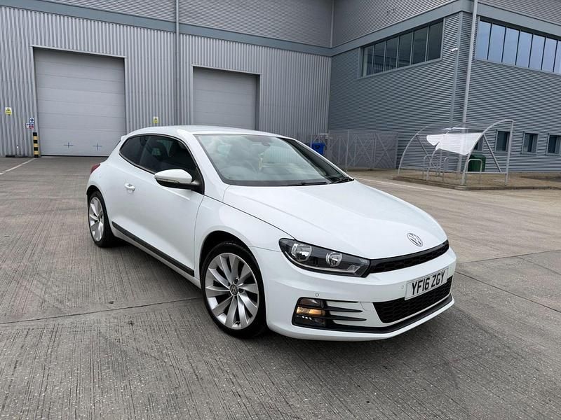 Used VW Scirocco GT 125 HP (91 kW) 2016 White Coupe