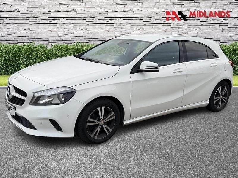 Used Mercedes A200 Executive 2016 White Hatchback