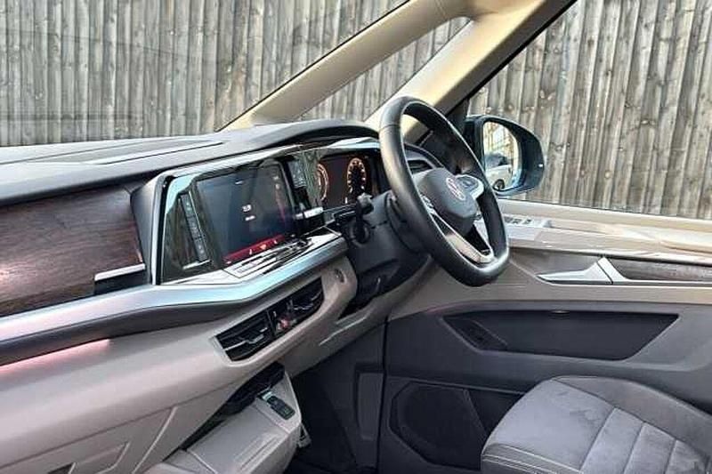 Used VW Multivan Style 150 HP (110 kW) 2025 Silver MPV