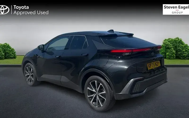 Used Toyota C-HR Design 223 HP (164 kW) 2025 Black SUV