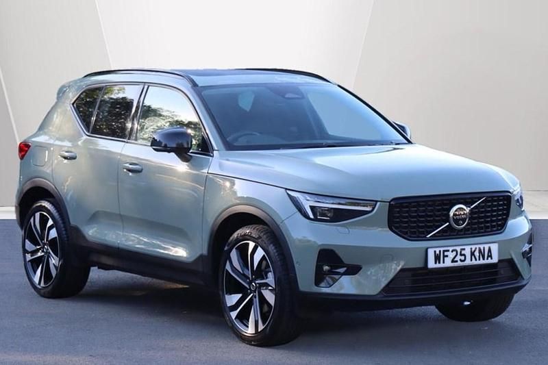 Used 2025 Volvo XC40 Ultra SUV | £38,495 (Expensive) - Image 1/1