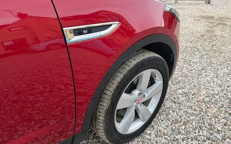 Used Jaguar E-Pace S 241 HP (177 kW) 2019 Red SUV