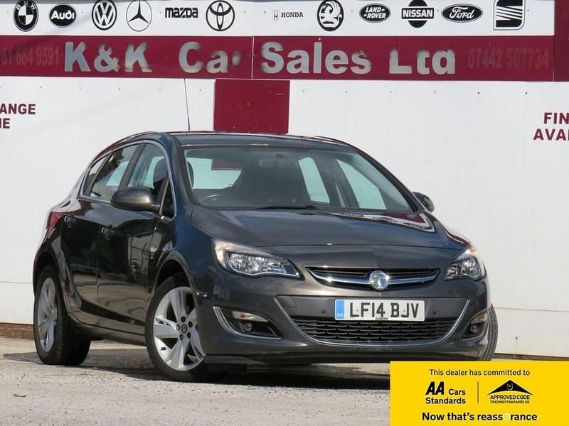 Grey Used 2014 Vauxhall Astra SRi Hatchback | £6,495 (Expensive) - Image 1/4