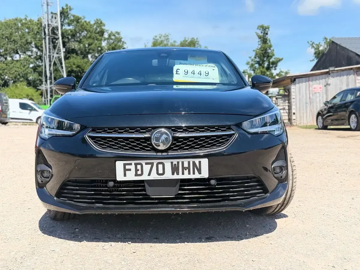 Used Vauxhall Corsa SRi 100 HP (73 kW) 2020 Black Hatchback