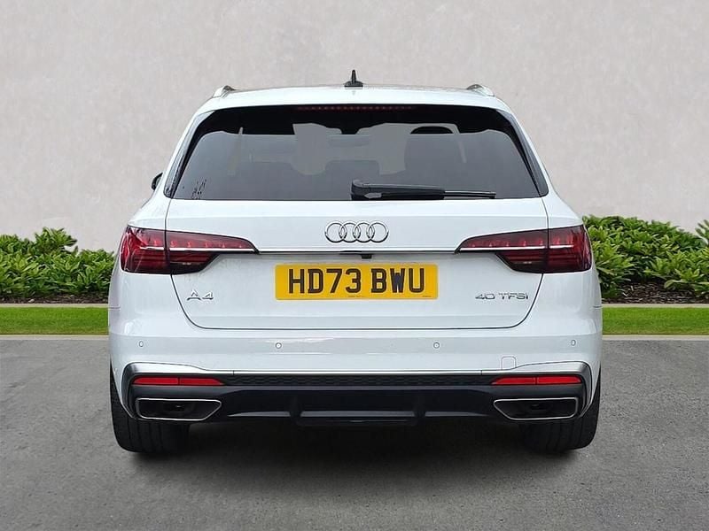 Used Audi A4 S-Line 204 HP (150 kW) 2024 White Estate