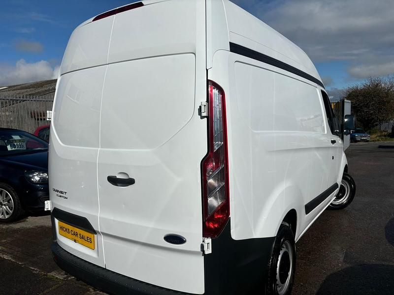 Used Ford Transit Custom 105 HP (77 kW) 2016 White Van