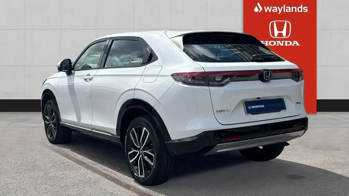 Used Honda HR-V Advance 131 HP (96 kW) 2023 White SUV