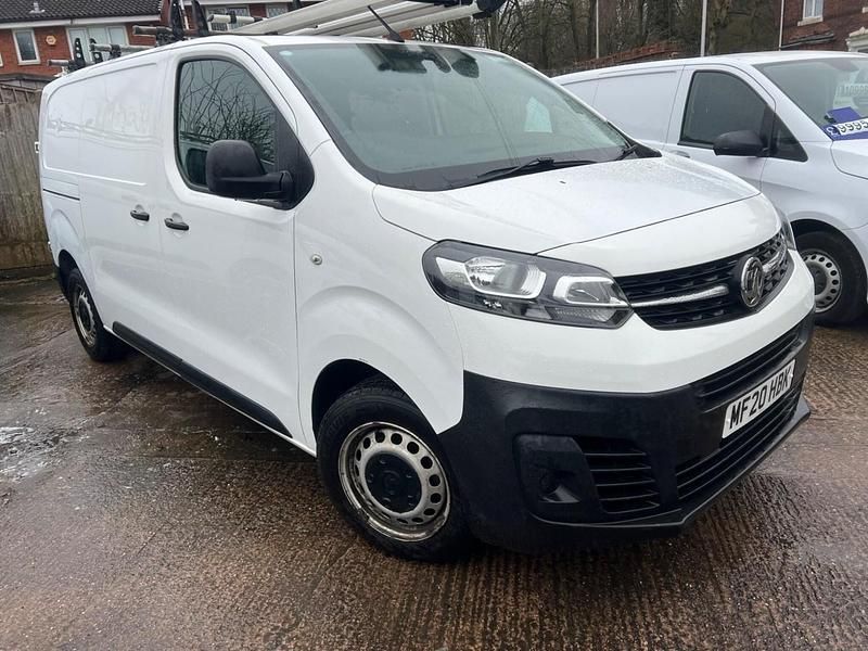 Used Vauxhall Vivaro Edition 120 HP (88 kW) 2020 White MPV