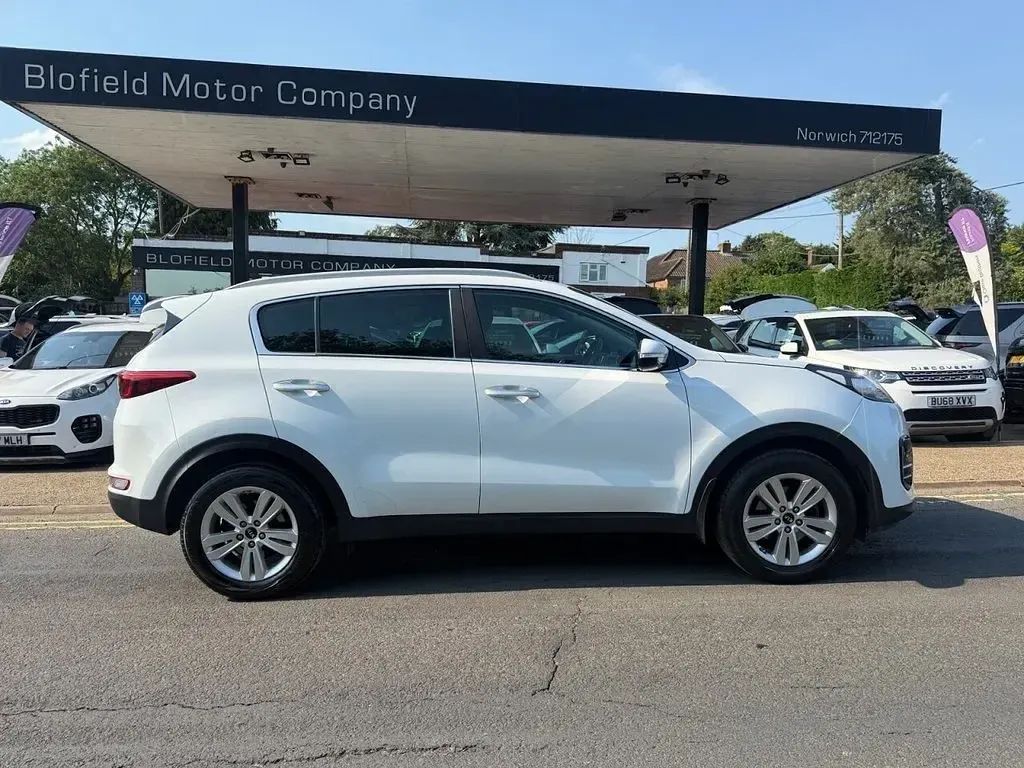 Used Kia Sportage 115 HP (84 kW) 2017 White SUV