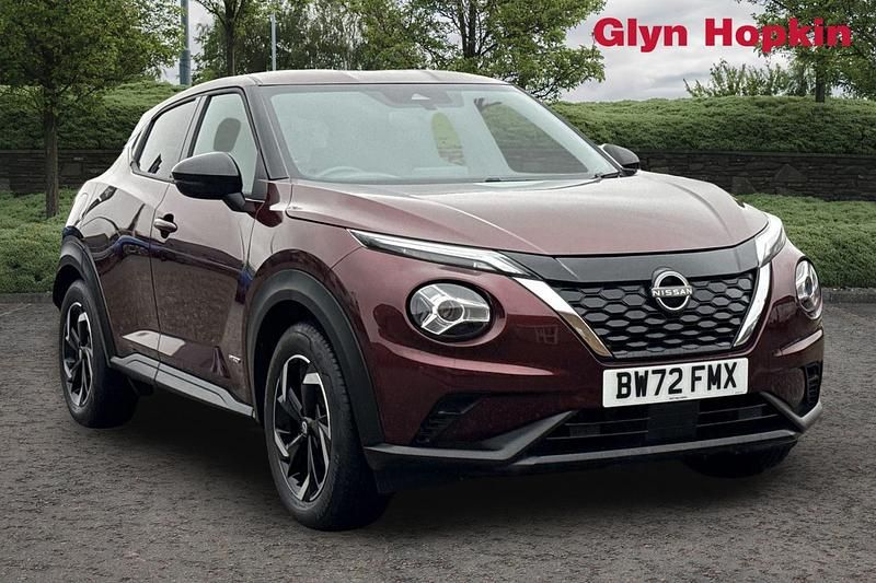 Used Nissan Juke N-Connecta 143 HP (105 kW) 2023 Red SUV