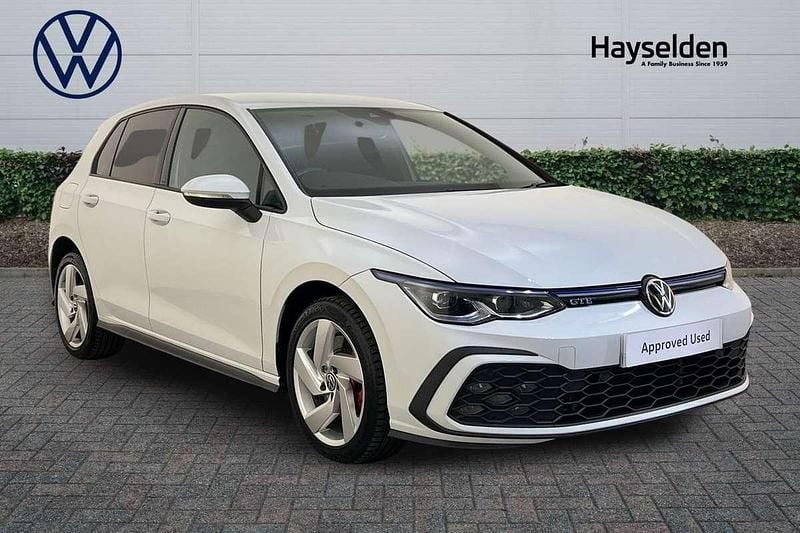 White Used 2021 VW Golf VIII GTE Hatchback | £16,485 (Fair price) - Image 1/4