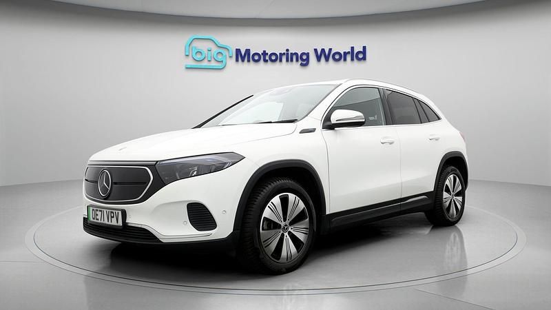 Used Mercedes EQA250 139 kW (190 HP) 2022 White SUV
