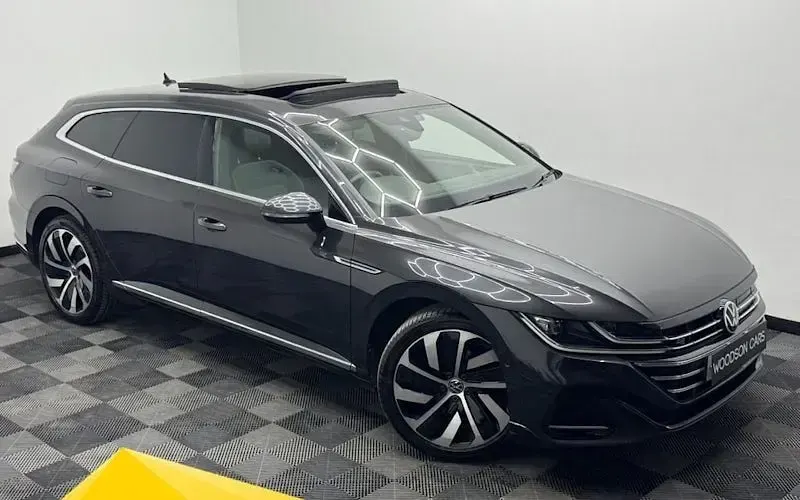 Usado VW Arteon R-line 218 HP (160 kW) 2024 Carrinha