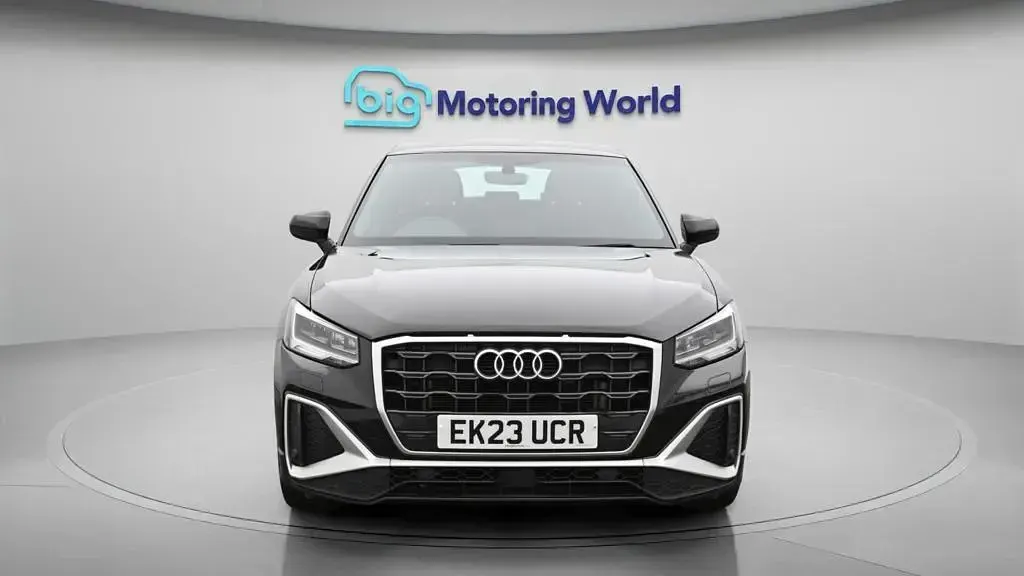 Used Audi Q2 S-Line 150 HP (110 kW) 2023 Black SUV